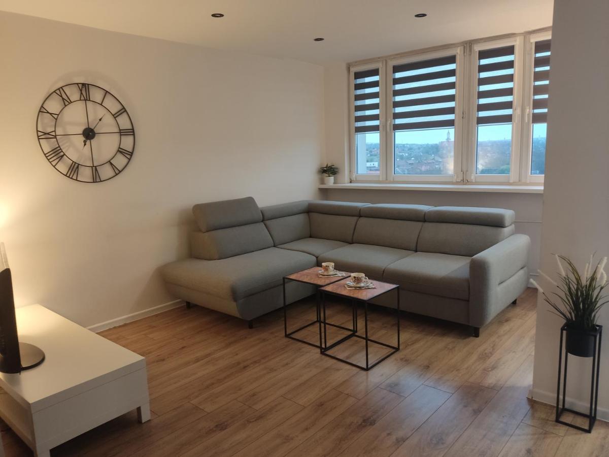Apartament Z Widokiem Na Miasto Гливице Екстериор снимка