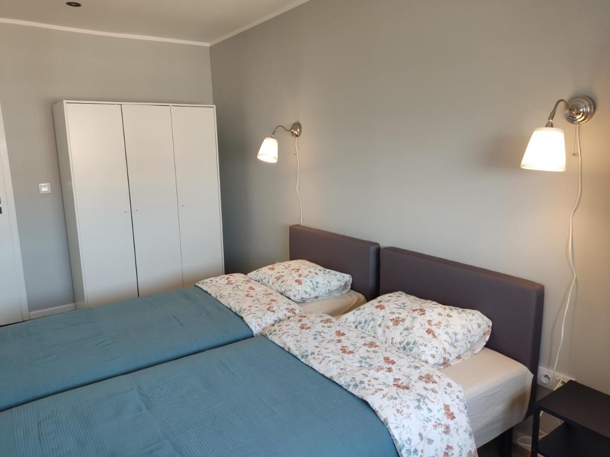 Apartament Z Widokiem Na Miasto Гливице Екстериор снимка
