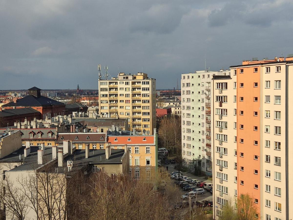 Apartament Z Widokiem Na Miasto Гливице Екстериор снимка