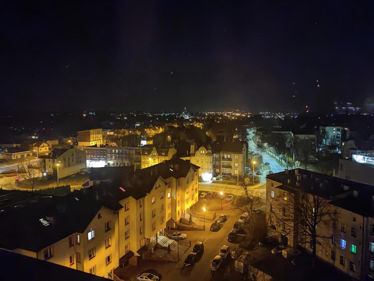 Apartament Z Widokiem Na Miasto Гливице Екстериор снимка