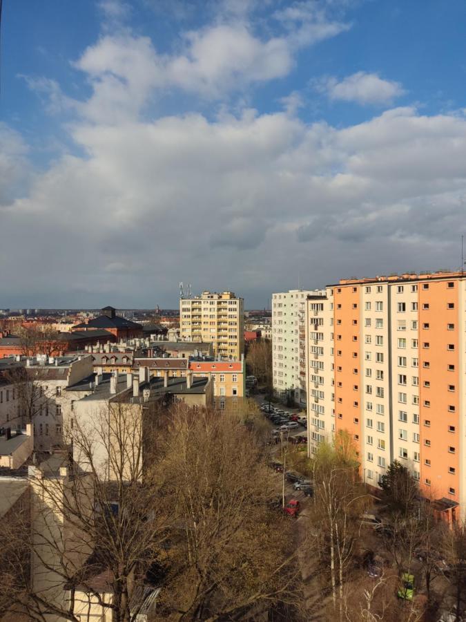Apartament Z Widokiem Na Miasto Гливице Екстериор снимка