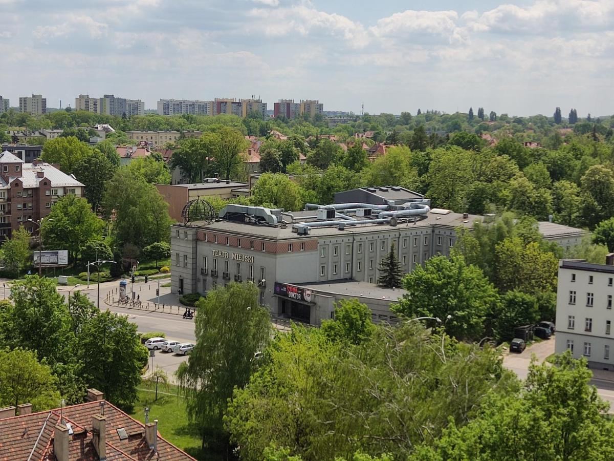 Apartament Z Widokiem Na Miasto Гливице Екстериор снимка